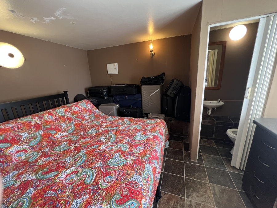 4 Bedroom Property for Sale in Bonza Bay Eastern Cape